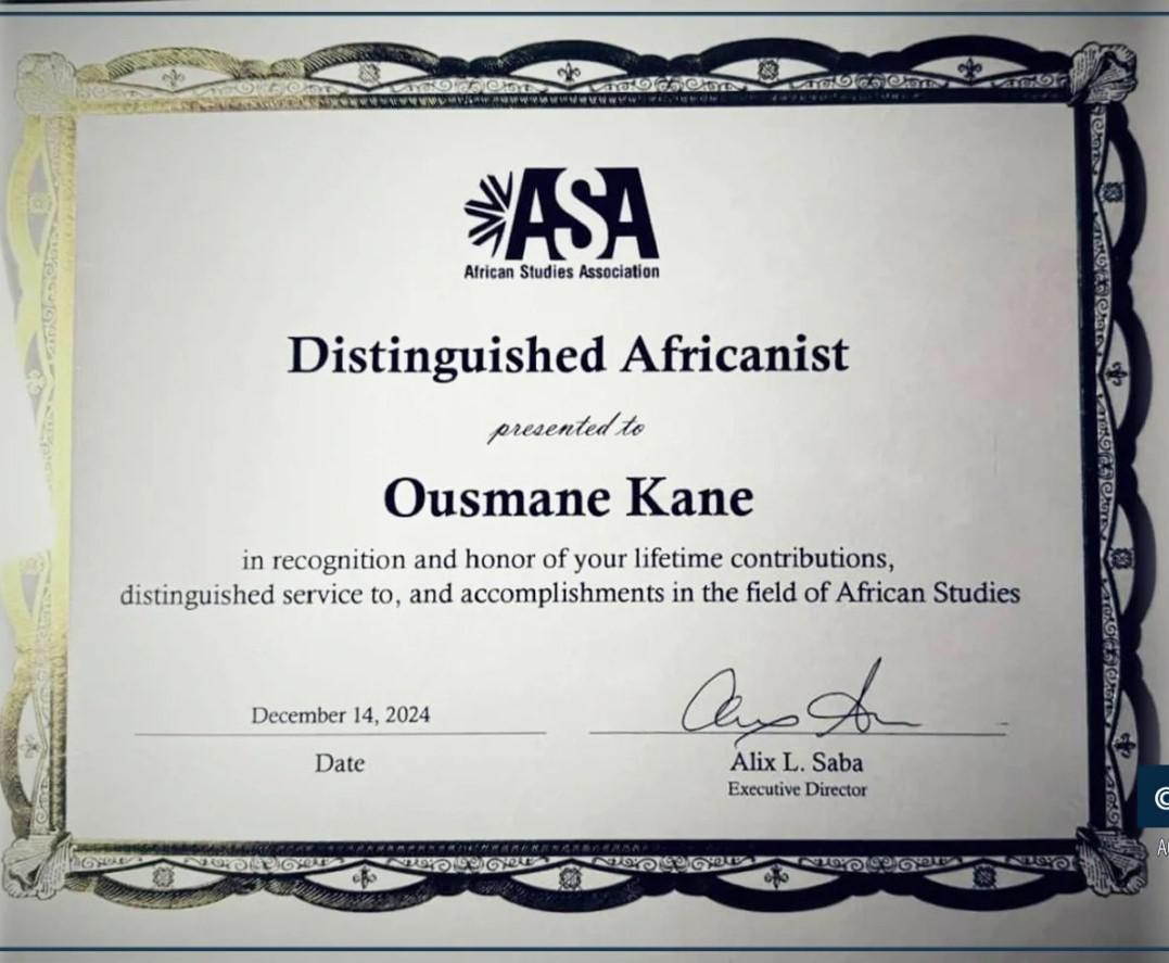 Enseignement : un prestigieux prix américain attribué à Ousmane Oumar Kane, fils de Sayda Mariama Ibrahima Niass