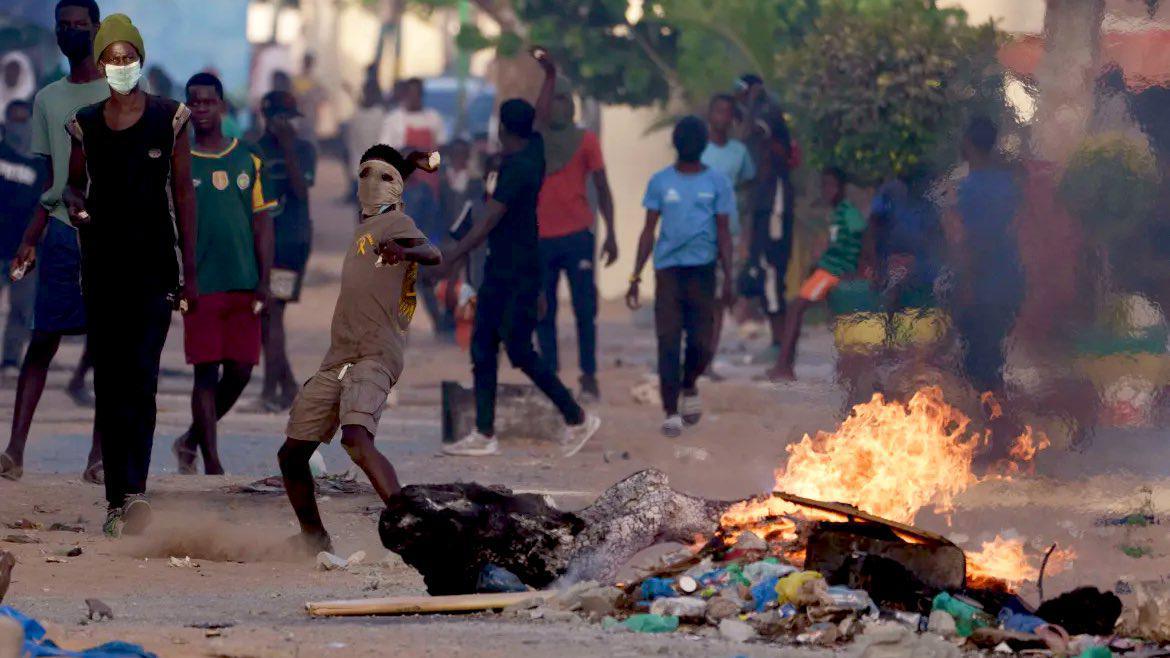 Violentes manifestations à Agnam suite à la levée de l’immunité parlementaire de Farba Ngom