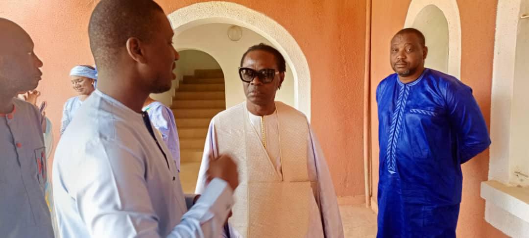 Podor : L’artiste Baaba Maal visite le nouveau siège du Conseil Départemental