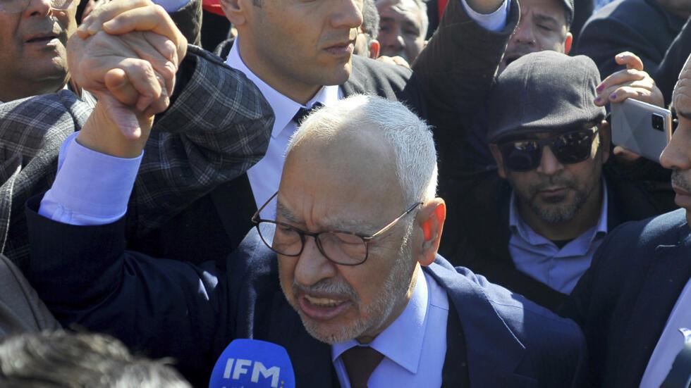 Tunisie: le chef d'Ennahdha Rached Ghannouchi condamné à 22 ans de prison