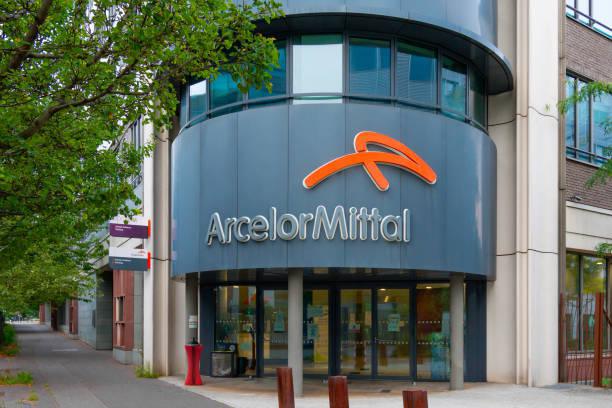 Affaire ArcelorMittal : des responsables sénégalais introuvables, une enquête qui se complique