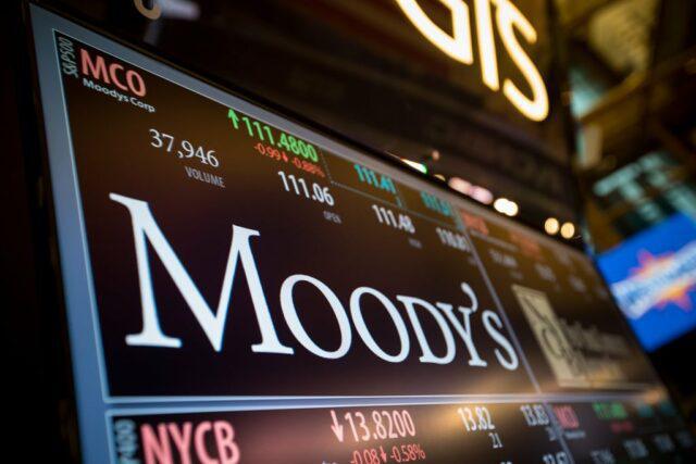 Moody’s et l’Escroquerie Financière à grande échelle : Quand les Chasseurs-Pilleurs Notent leurs Proies africaines (Par Alioune Camara)