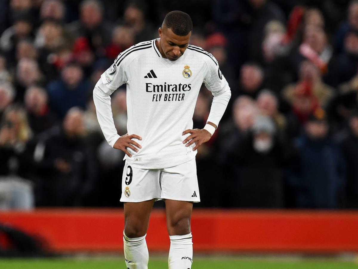 Real Madrid : le remplacement de Kylian Mbappé coûte cher à Carlo Ancelotti !