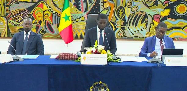 Le Président Diomaye annonce la création d'une médaille Gaindé pour encourager les citoyens méritants