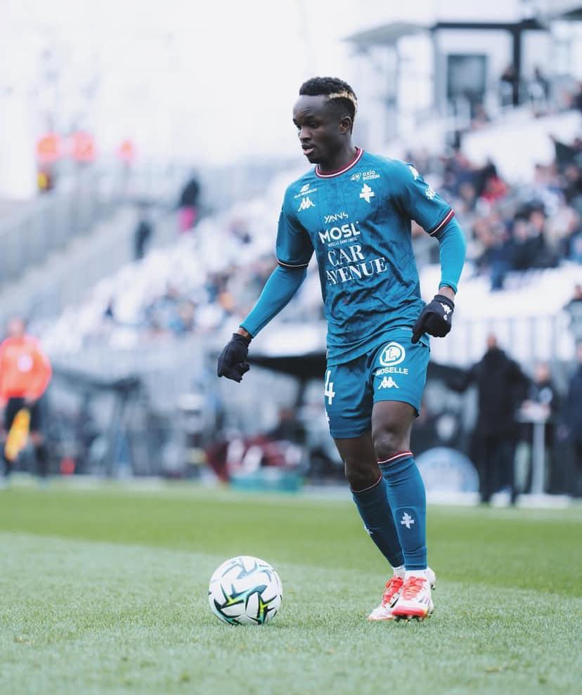 Ligue 2 : Cheikh Tidiane Sabaly s’offre un doublé et porte FC Metz au sommet