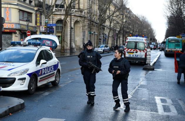 France-Un homme abattu par la police devant un commissariat de Paris