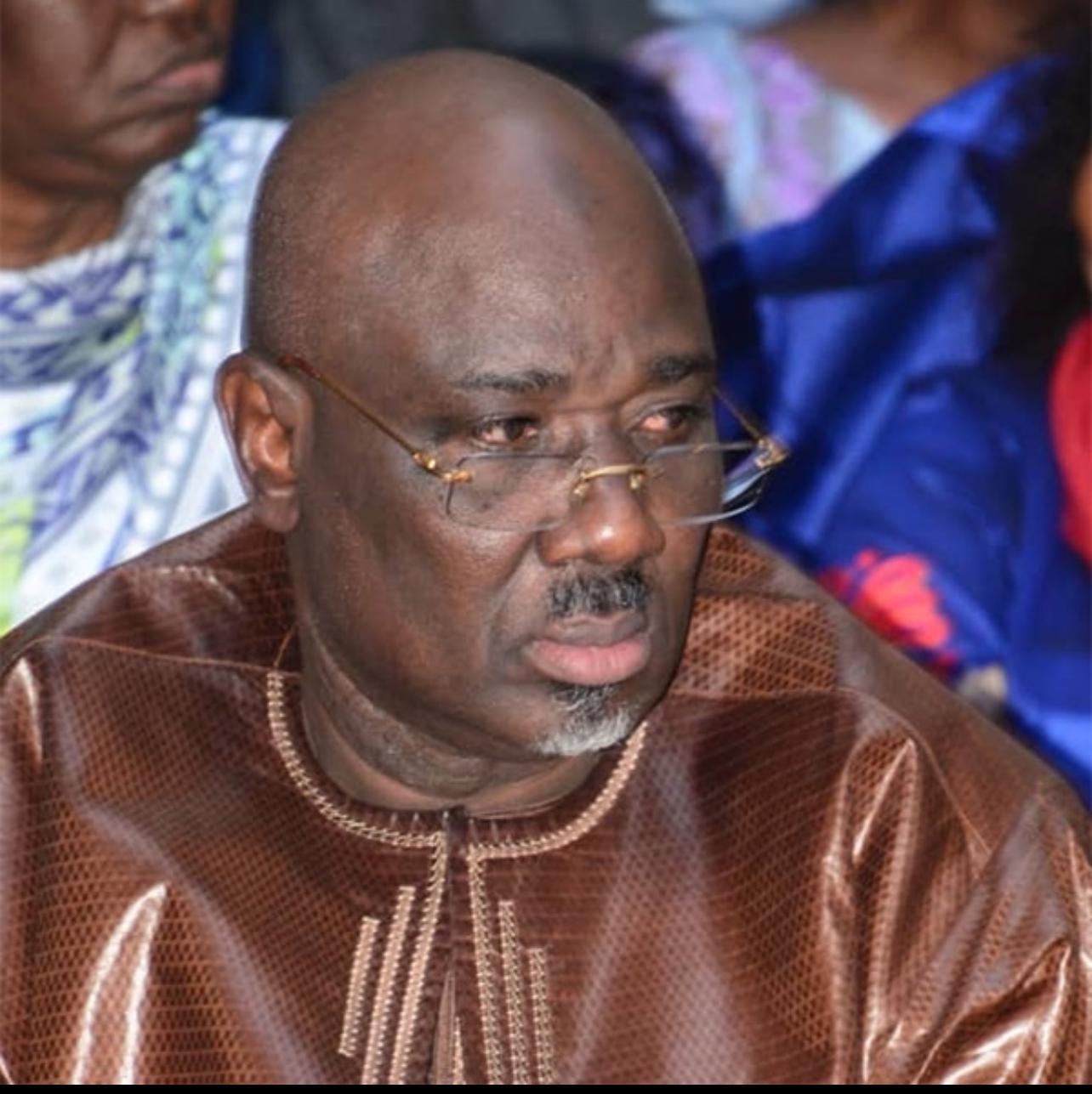 Affaire Farba Ngom : 11 titres fonciers saisis, ses avocats contestent devant la Chambre d'accusation
