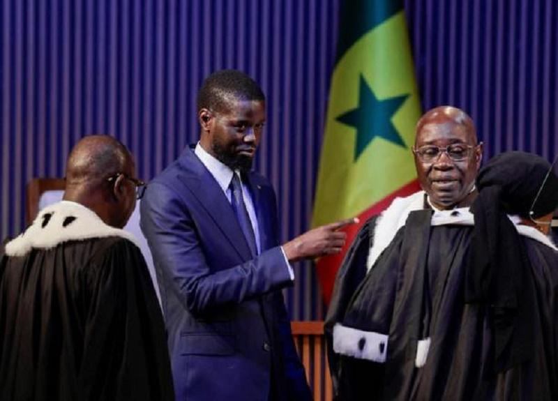Sénégal : le Président Diomaye Faye salue la mémoire de Mamadou Badio Camara, "grand serviteur de l'État"