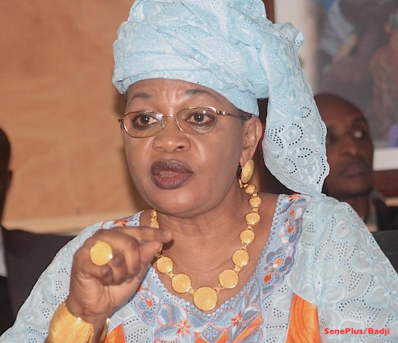 Détournement d’argent prélevé du salaire des députés du PDS: Aida Mbodji accuse Fada