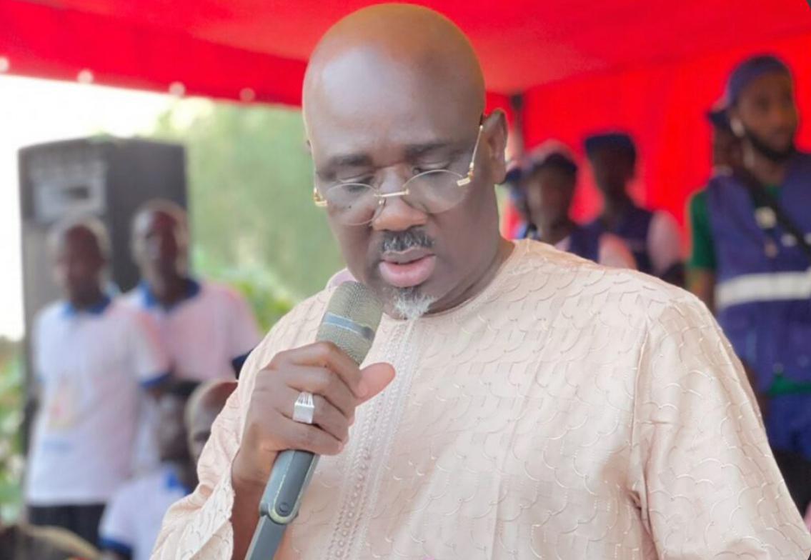 Affaire des 125 milliards : le frère de Farba Ngom explique l’origine des 100 millions découverts chez lui