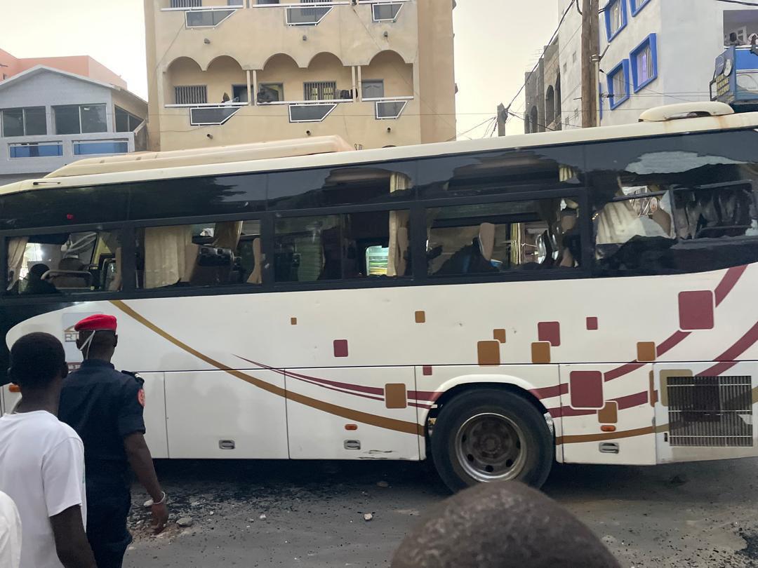 Bus caillassé à Pikine : le Jaraaf crie à l'insécurité et somme la LSFP de réagir