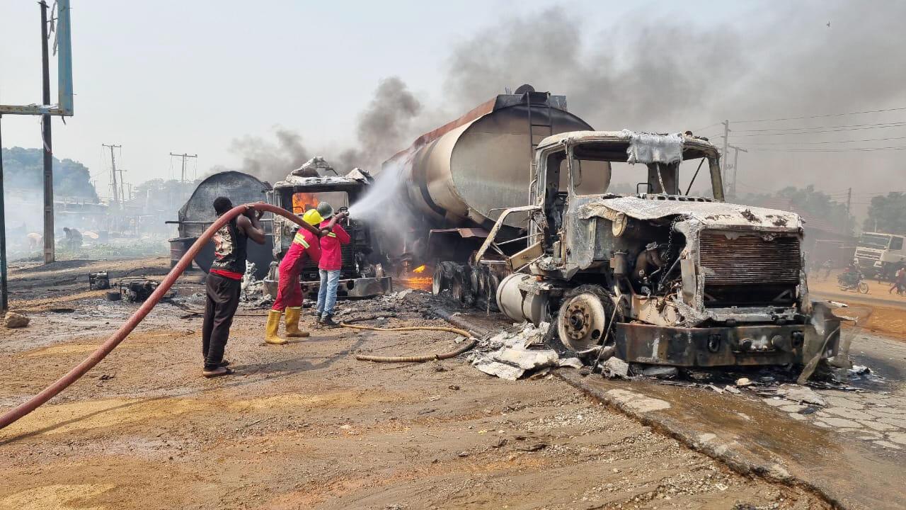 Nigeria: explosion à un arrêt de bus devant une caserne à Abuja