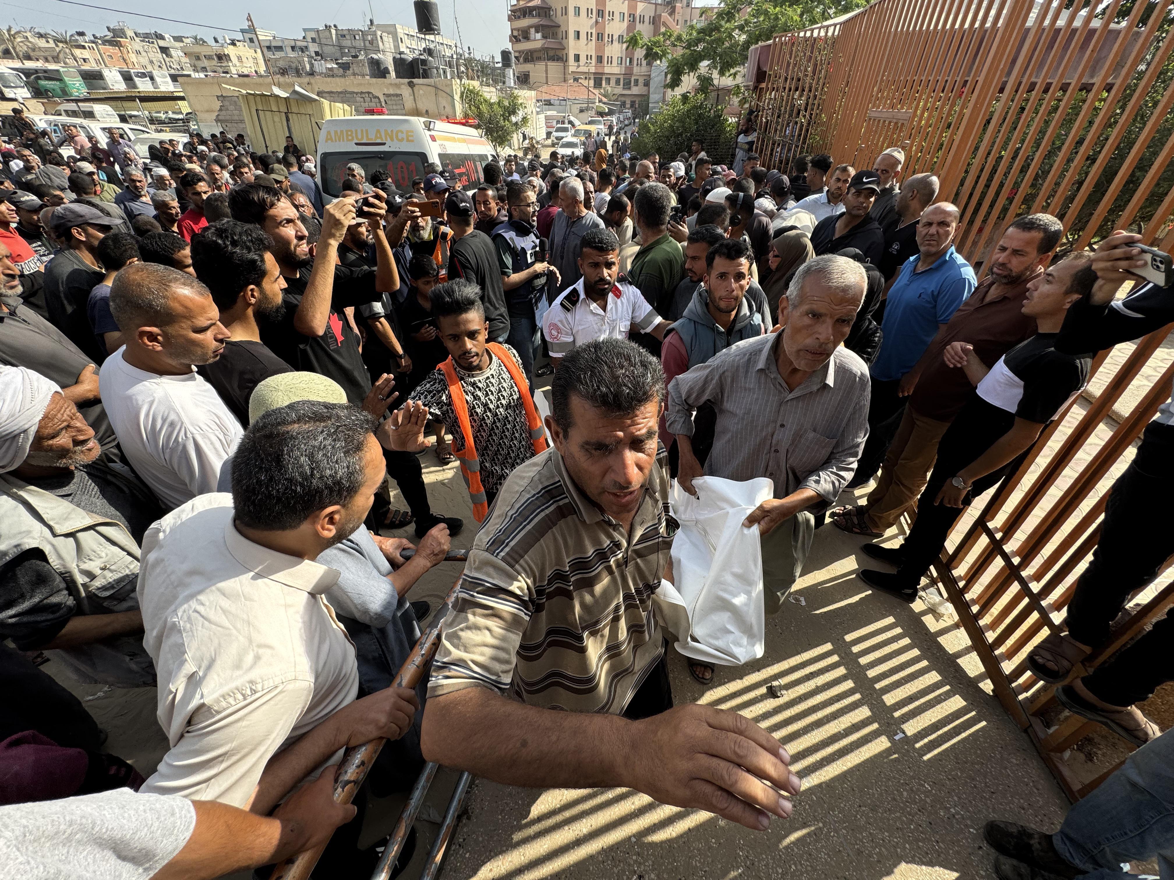 Gaza: nouveau massacre aux abords d'un point de distribution d'aide alimentaire