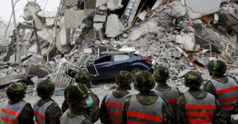 Taïwan : Au moins 12 morts dans un puissant séisme d'une magnitude de 6,4