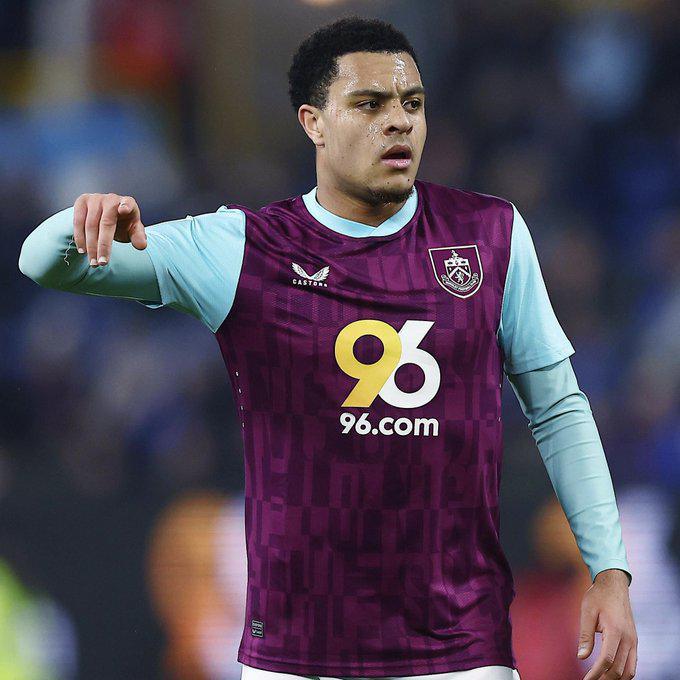 L’OM vise CJ Egan-Riley !