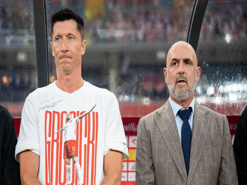 Pologne : Lewandowski obtient la démission de son sélectionneur