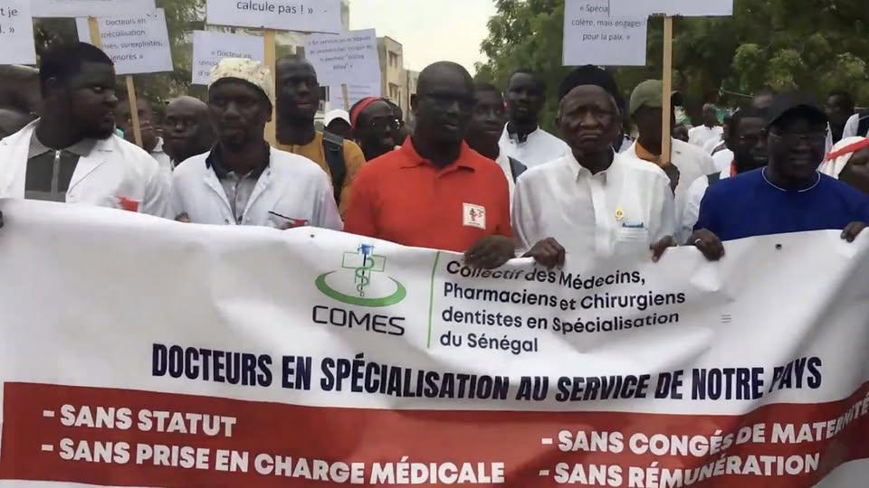 Le COMES décrète une grève totale de 120 heures renouvelables et appellent ses membres à un sit-in ce lundi à la FMPO