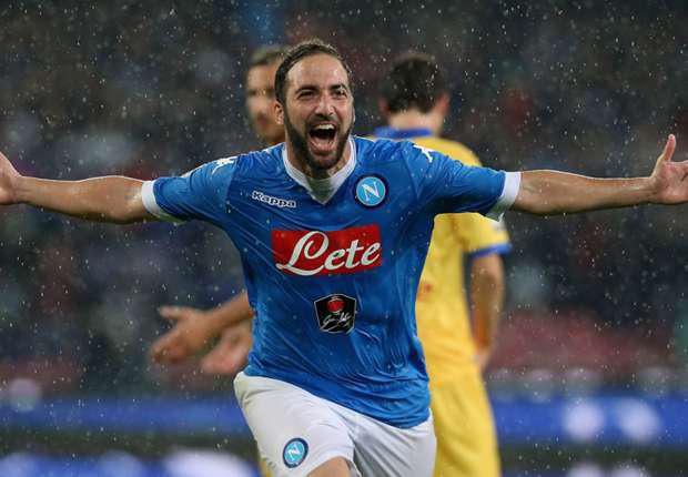 OFFICIEL - Higuain à la Juventus, c'est signé !