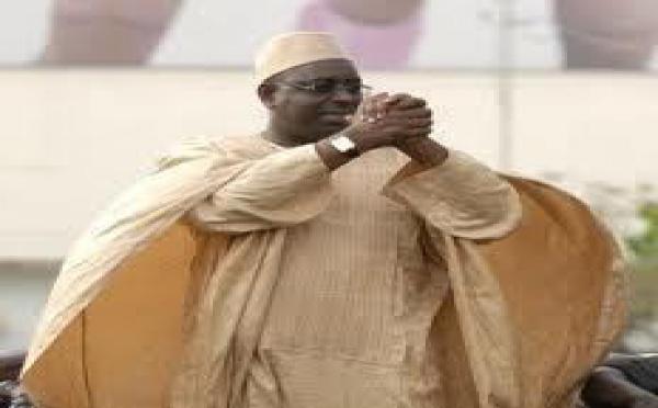 Macky Sall promet une collaboration avec les lébous et annonce une évaluation du foncier