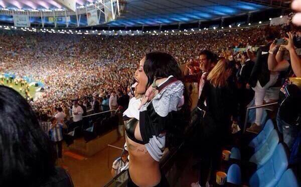 La folle soirée de Rihanna