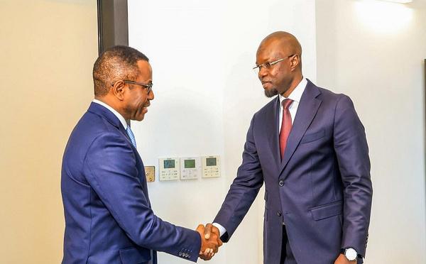 Abidjan : Ousmane Sonko rencontre Amadou Hott après son échec à la présidence de la BAD