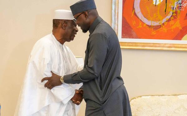 n images – Côte d’Ivoire : le Premier ministre sénégalais Ousmane Sonko reçu en audience par le Président Alassane Ouattara