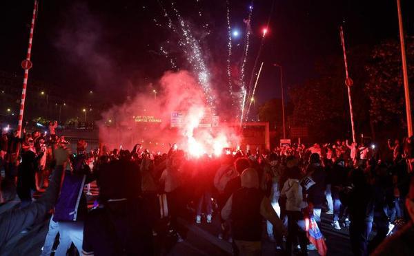 Célébrations de la victoire du PSG à Grenoble : une voiture percute la foule, quatre blessés dont deux graves