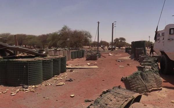 Mali : attaque "terroriste" en cours à Tombouctou contre un camp de l'armée