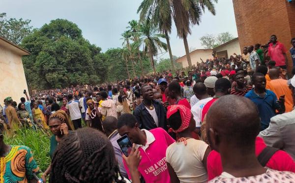 Centrafrique: au moins 10 morts et des dizaines de blessés au lycée Barthélémy Boganda de Bangui