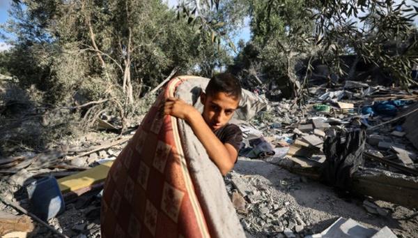 Gaza: la Défense civile annonce 31 morts dans de nouveaux raids israéliens