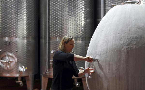Droits de douane américains: les exportateurs de vins sud-africains accusent le coup