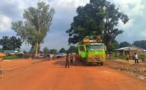 Centrafrique: un «ouf de soulagement» après la réhabilitation d’une route vitale dans le centre-ouest du pays