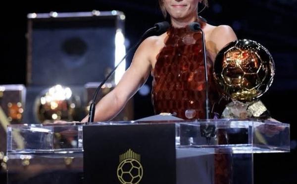 Foot : Aitana Bonmati remporte son troisième Ballon d'Or consécutif