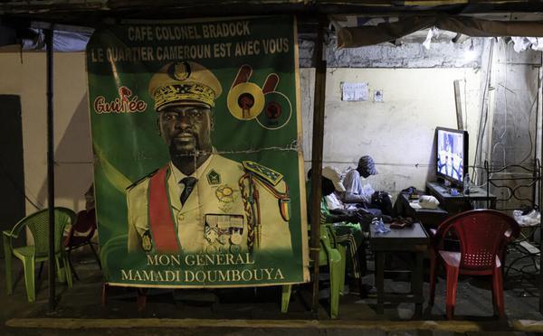 Présidentielle en Guinée: pourquoi la candidature du général Mamadi Doumbouya faisait peu de doutes