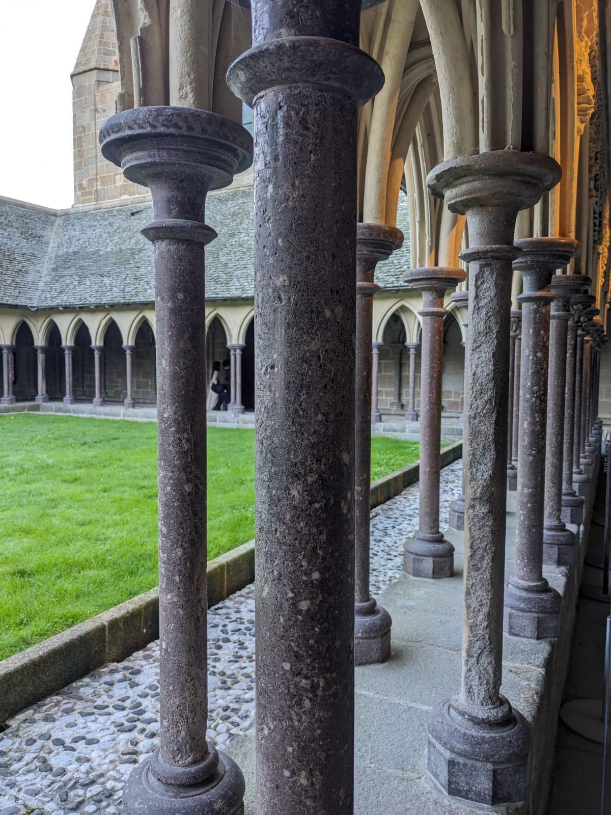 f9ad3a5d-05dc-4b04-8757-76f86cb979e9