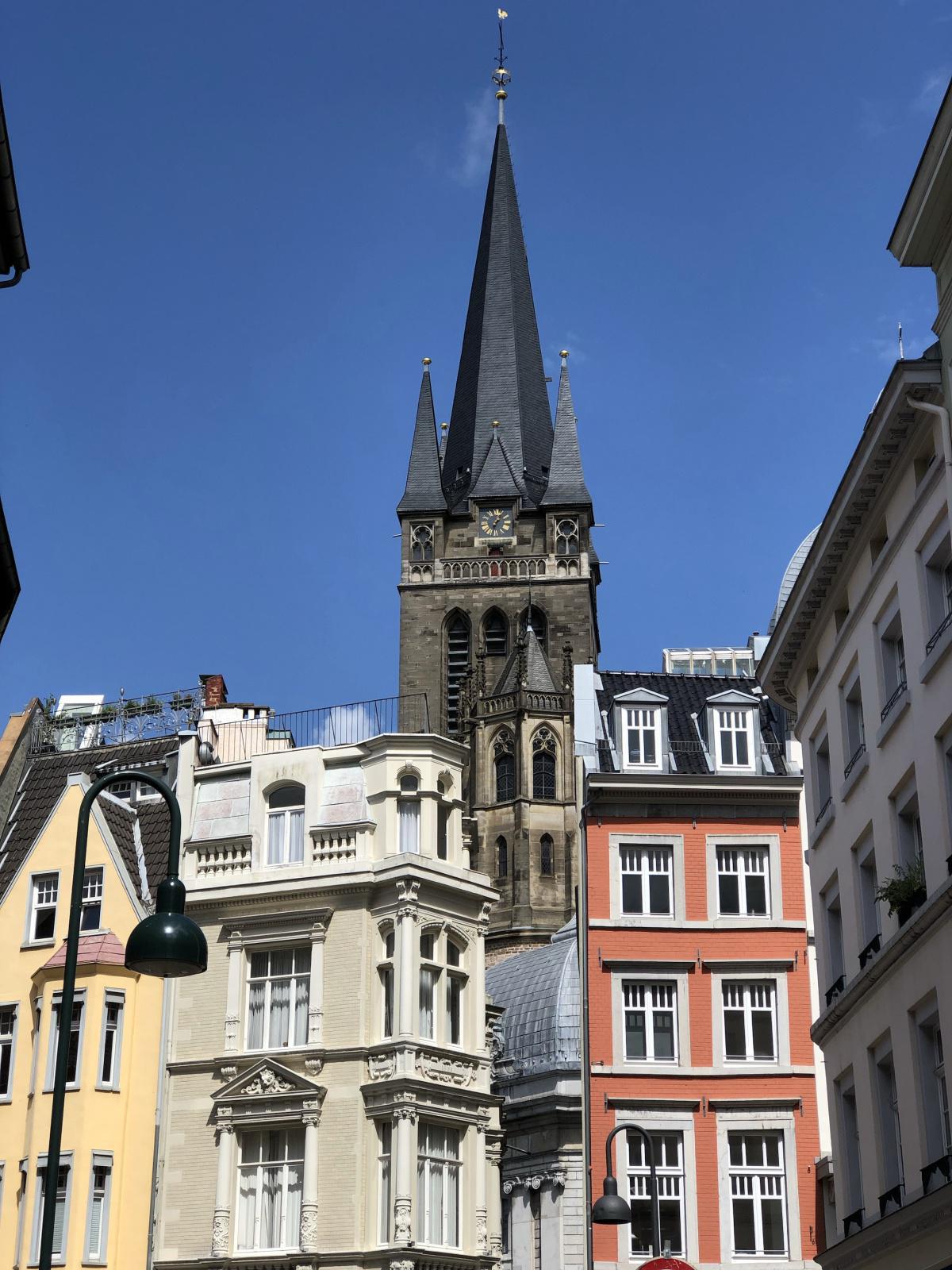 Nachhaltige Rohstoff- und Energieversorgung Nachhaltige Rohstoff- und Energieversorgung