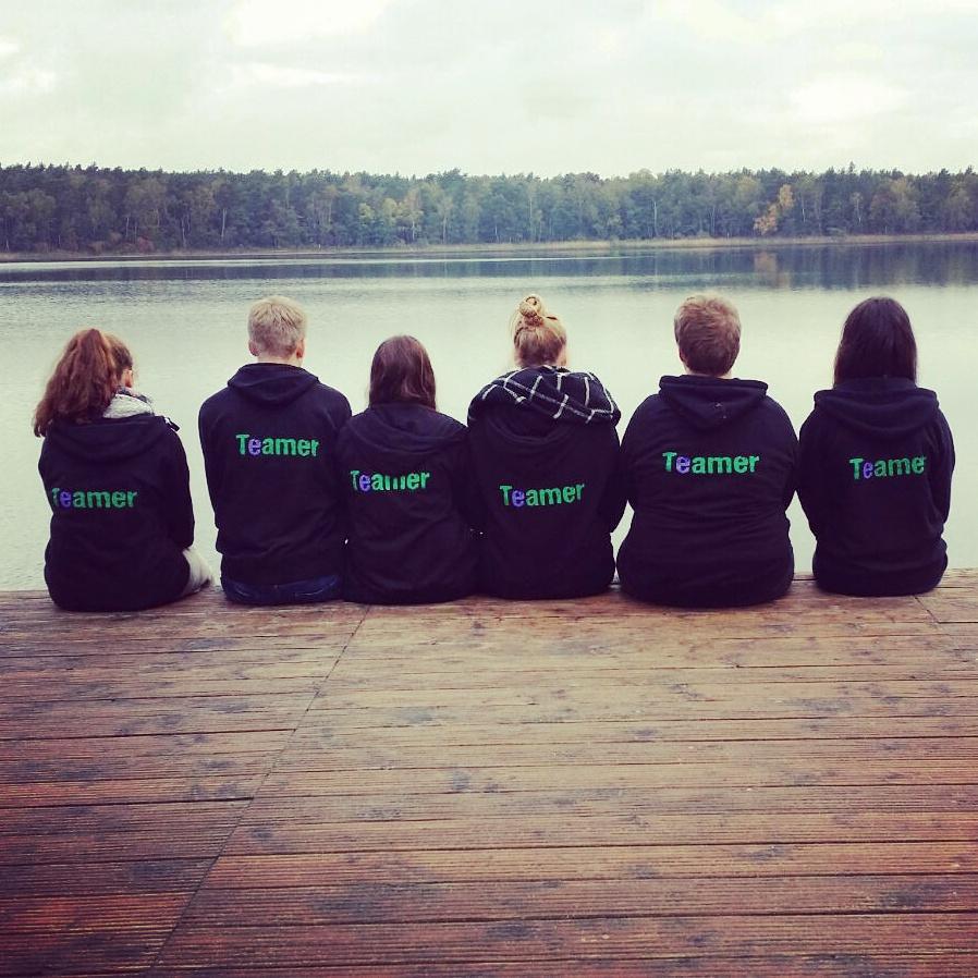 Ehrenamtliches Engagement in der evangelischen Kirche: ein Erfahrungsbericht Ehrenamtliches Engagement in der evangelischen Kirche: ein Erfahrungsbericht