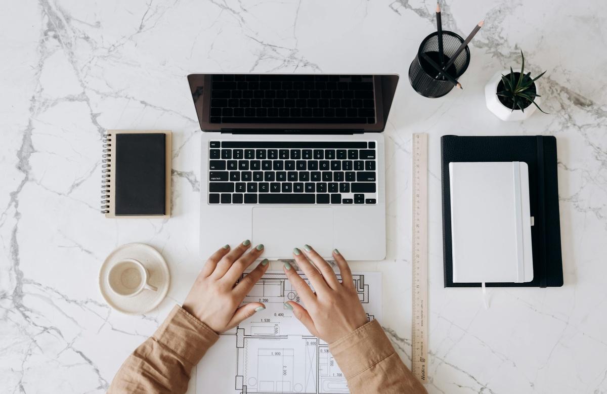 Ein offenes Online-Seminar „Die 5 Stipendienarten im Studium"