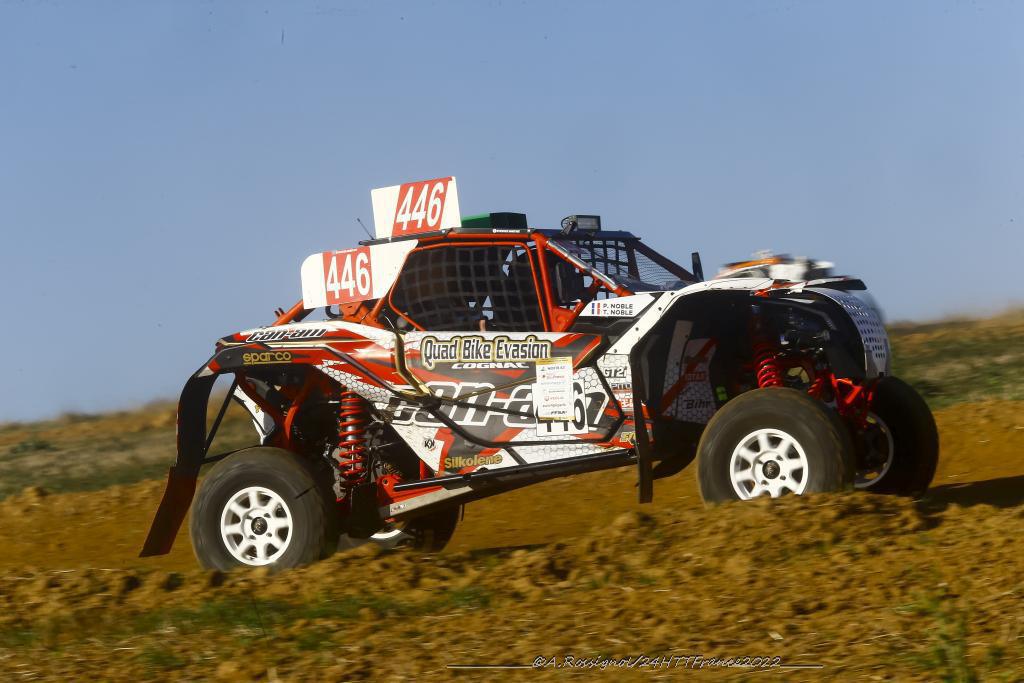 Thierry et Pierre Noble, vainqueurs des 6H Tout Terrain d'Ile de France ! Thierry et Pierre Noble, vainqueurs des 6H Tout Terrain d'Ile de France !