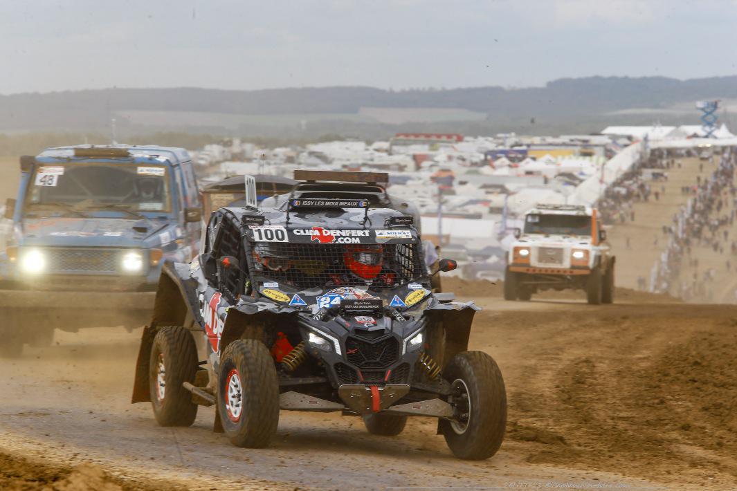 Un départ... mouvementé ! Un départ... mouvementé !