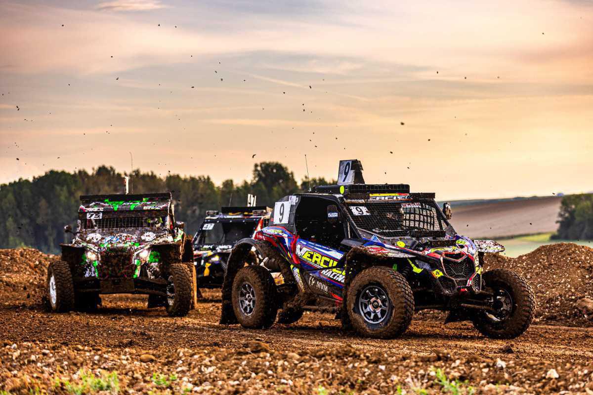 L'incroyable ascension des SSV aux 24H Tout Terrain de France ! L'incroyable ascension des SSV aux 24H Tout Terrain de France !