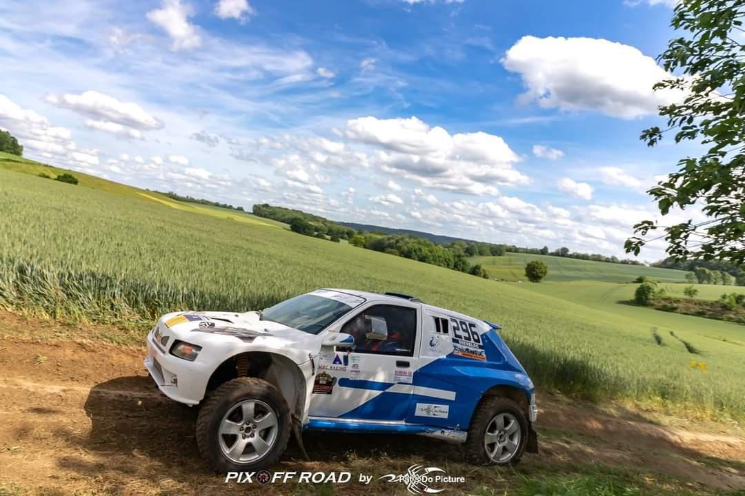 Vends Buggy Clio Rivet Vends Buggy Clio Rivet