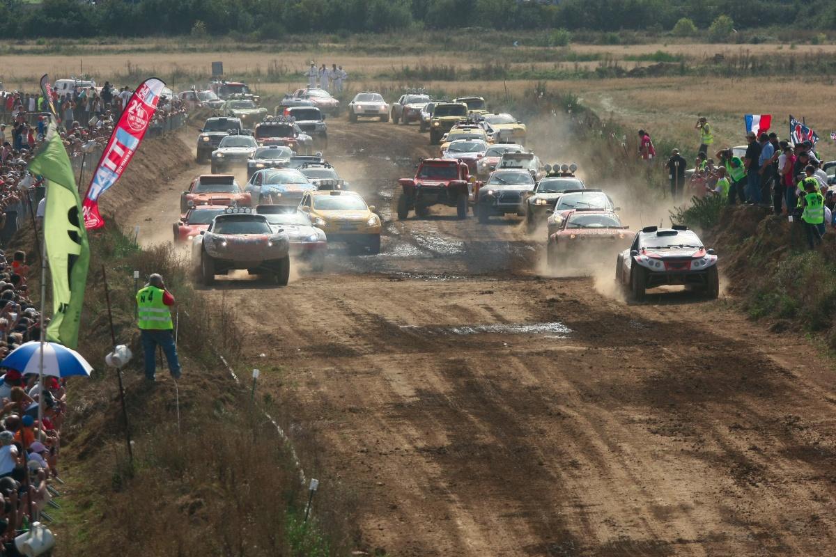 24HTT 2011 : Adrien Smulevici sur les traces de papa Etienne ! 24HTT 2011 : Adrien Smulevici sur les traces de papa Etienne !
