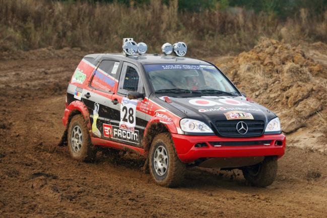 24H Maroc : Yves Morize, Jean Clément, Gilles Saurel et leur ML500 24H Maroc : Yves Morize, Jean Clément, Gilles Saurel et leur ML500