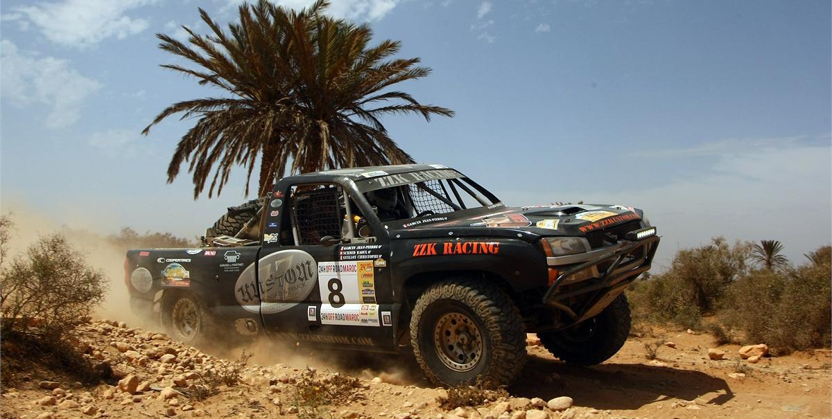 Poussez-vous, le protruck ZZ Kustom arrive ! Poussez-vous, le protruck ZZ Kustom arrive !