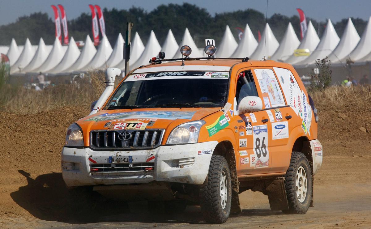 Le Team TMC avec Etienne Smulevici Le Team TMC avec Etienne Smulevici