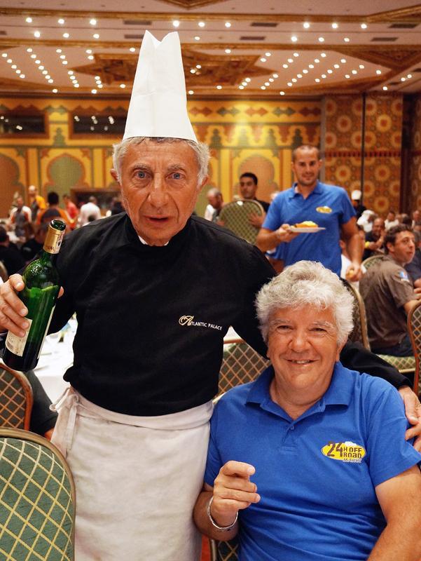 Le Team TMC avec Etienne Smulevici Le Team TMC avec Etienne Smulevici