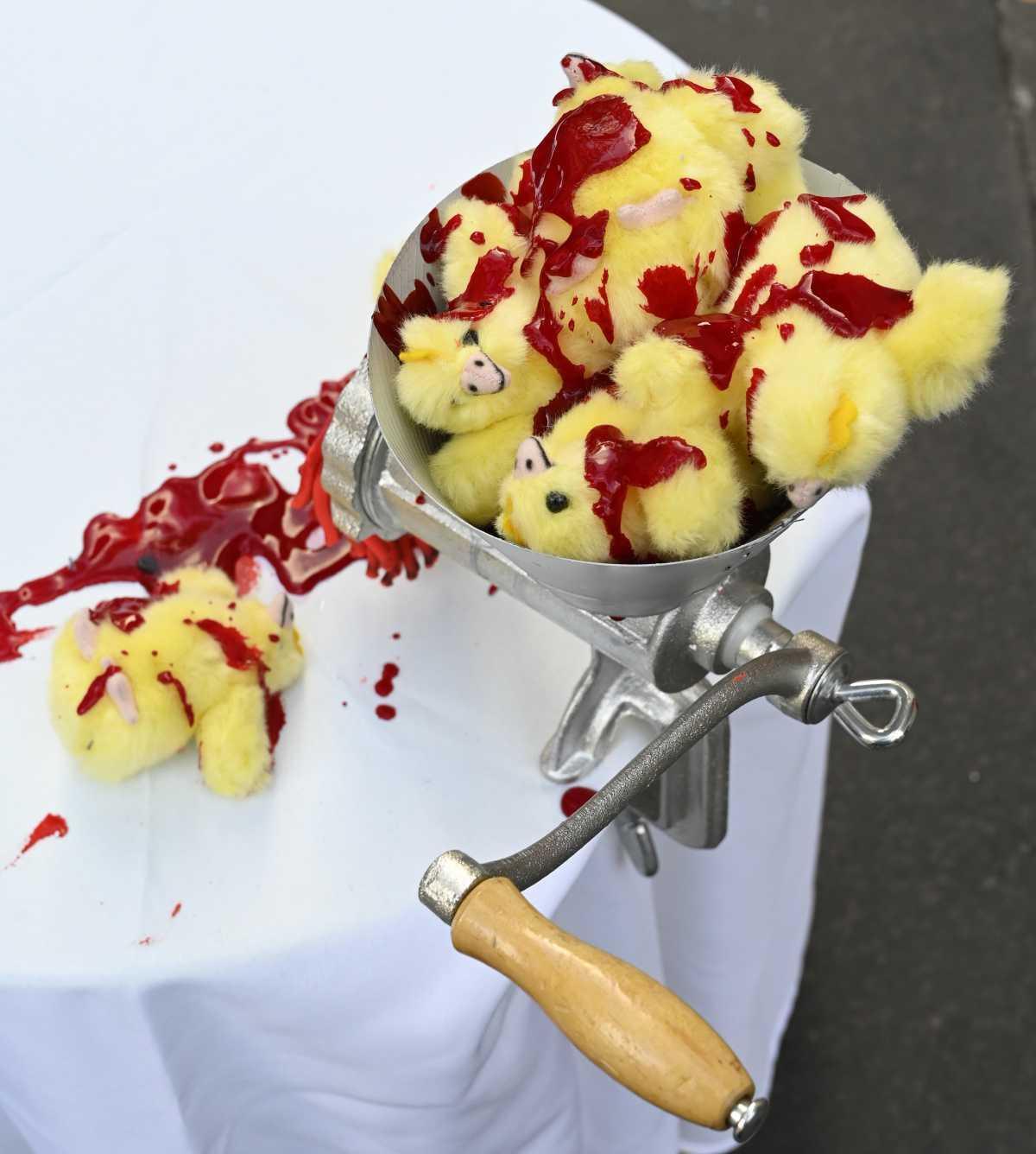 Broyage des poussins, l'éthique à la moulinette. Broyage des poussins, l'éthique à la moulinette.