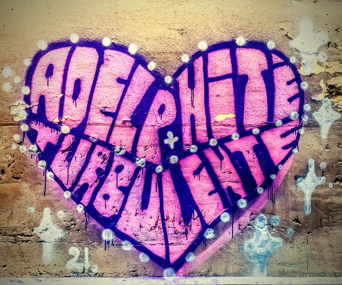 Adelphité Turbulente