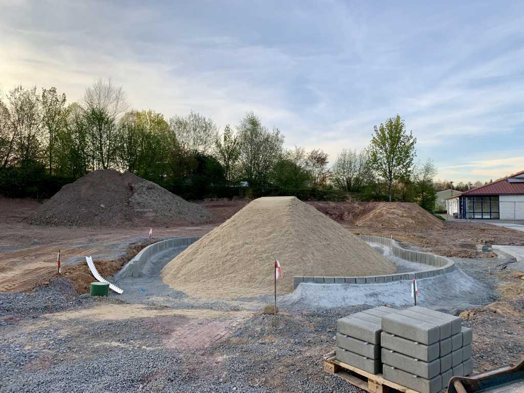 Baufortschritt am Sport- und Freizeitgelände Baufortschritt am Sport- und Freizeitgelände